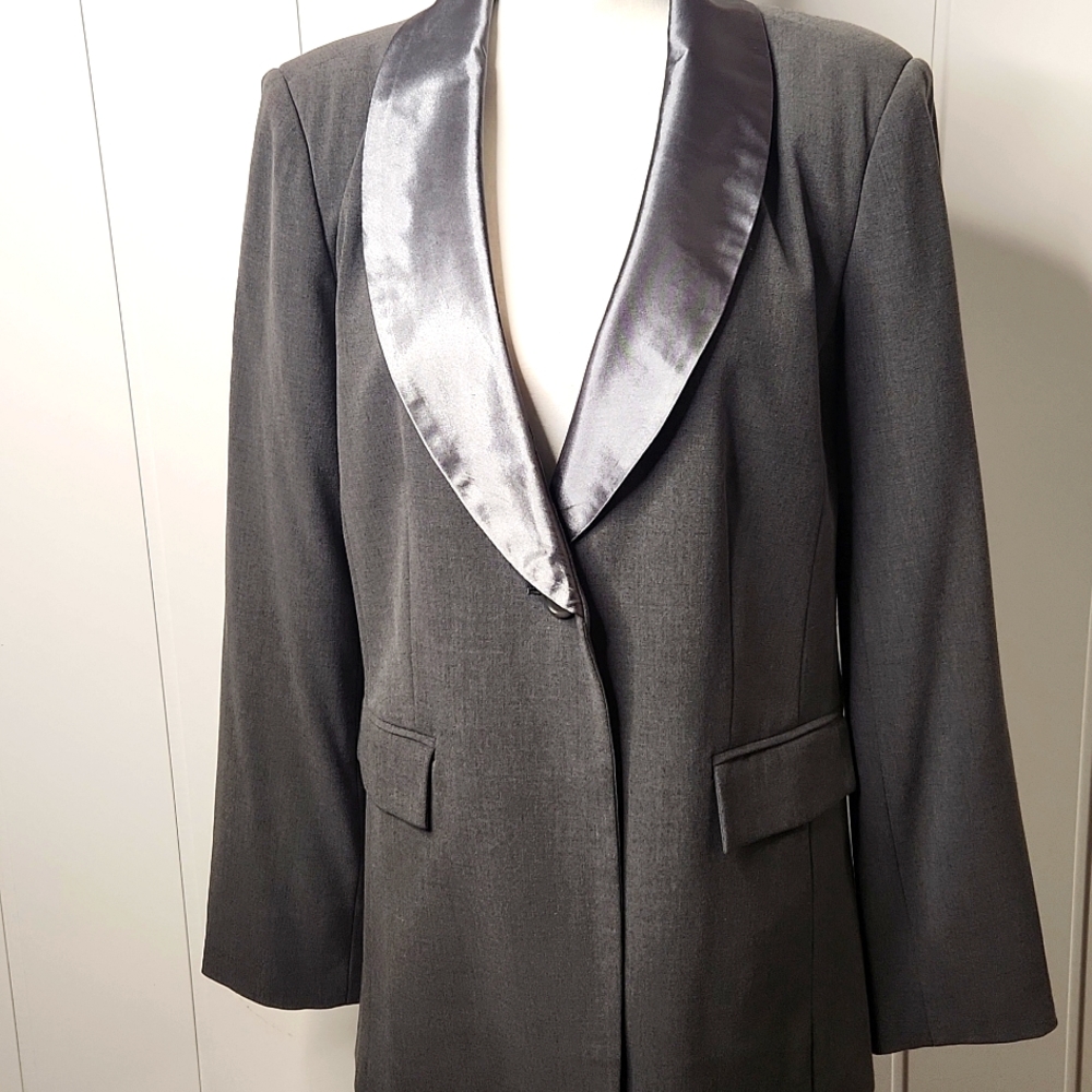 Y2k Gray Tuxedo Office blazer with silver satin collar button-down classic